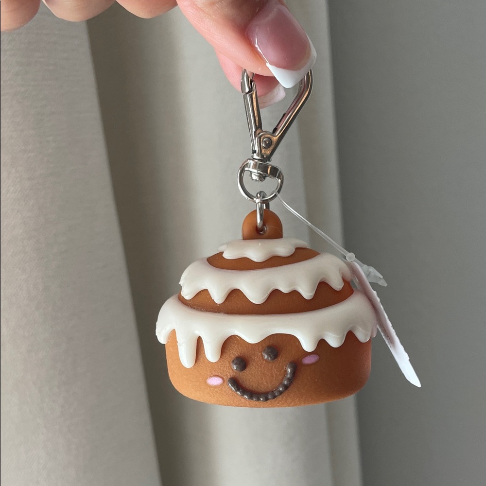 Cute Cinnamon Roll Keychain Bath & Body works